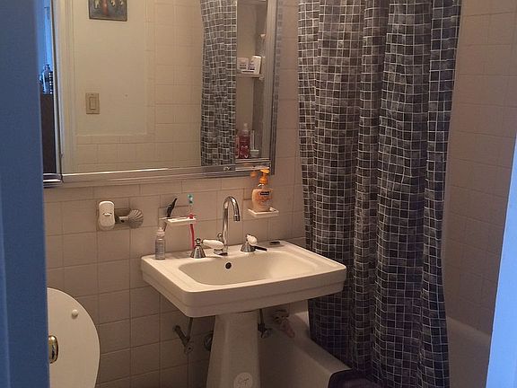 4th image of 5 Tudor City Pl APT 634