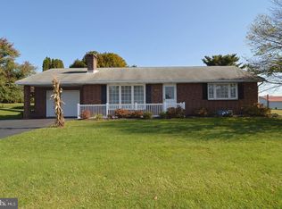 14 Clayton Ave, Hamburg, PA 19526