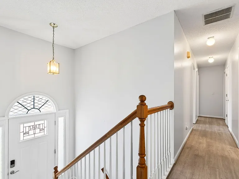 3212 Pagoda Trce — Photo 37