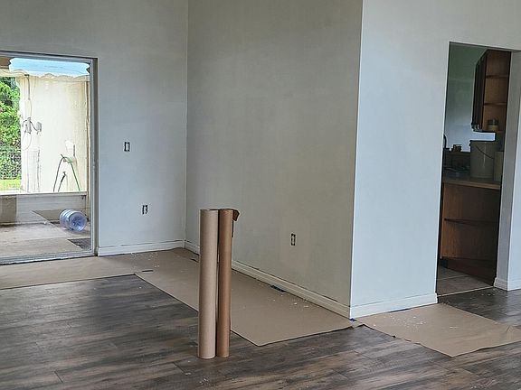 3rd image of 2224 Randall Ave SE