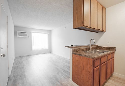2nd image of 8240 Whitsett Ave #208