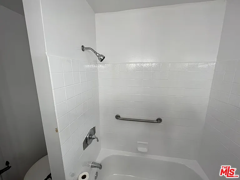 419 La Colina Dr #4 — Photo 7