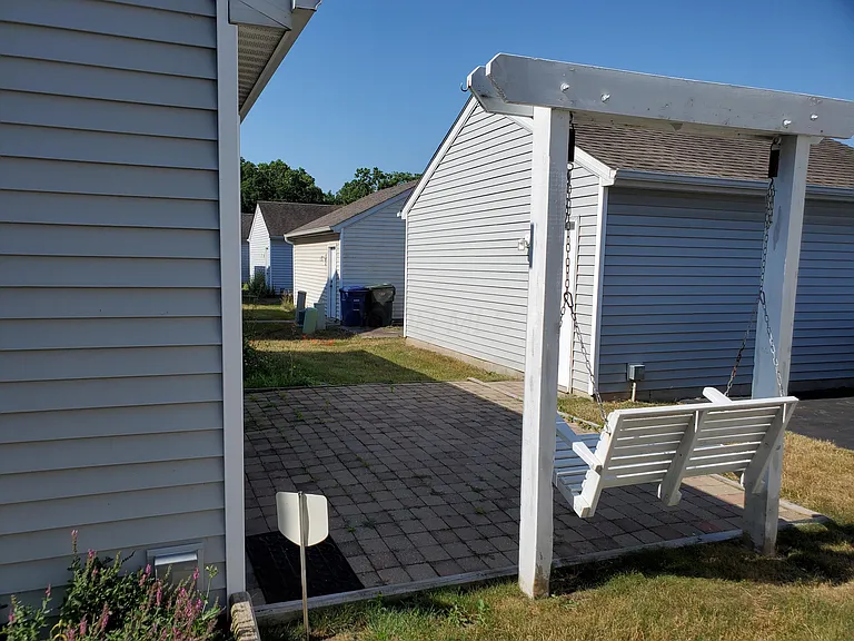1803 Canopy Ln — Photo 35