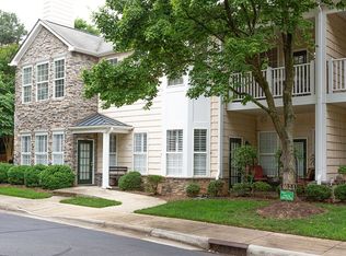 4021 Booker Oak Cir APT 201, Raleigh, NC 27612