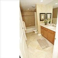 4th image of 2104 W 1st St APT 903