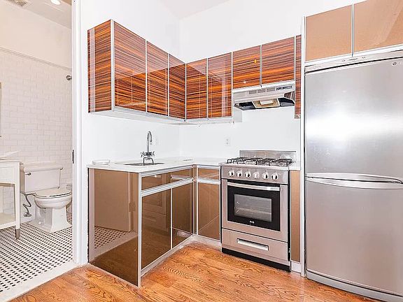 5th image of 1072 Bergen St #3D