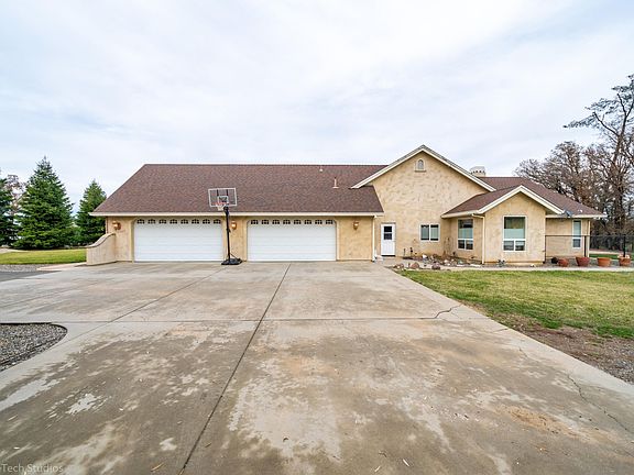5th image of 9445 Palo Cedro Estates Dr