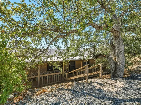 2481 Stoney Ct, La Grange, CA 95329