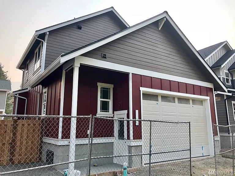 234 E 2nd St — Photo 15