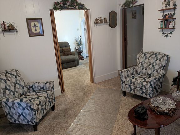 3rd image of 2710 Locust St