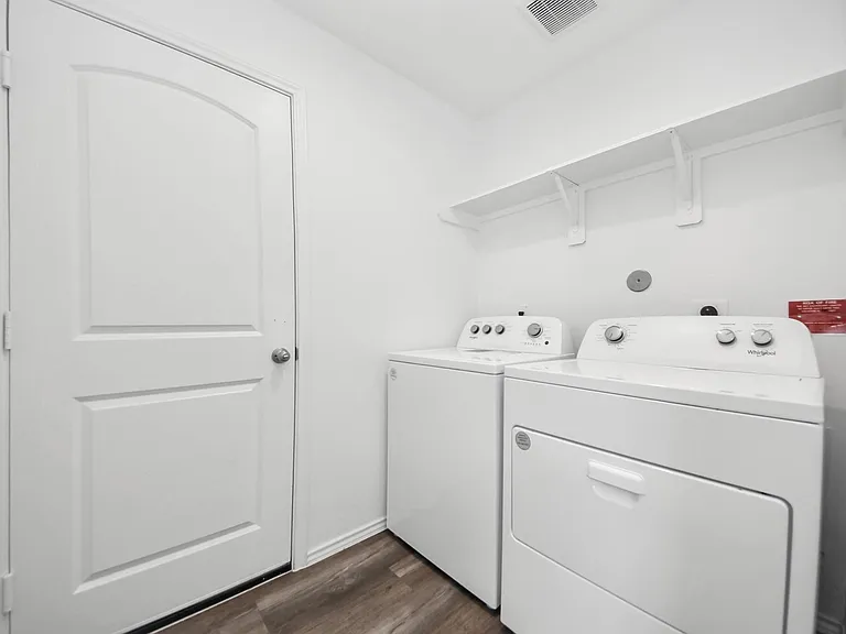 5611 Simcrest Grove Dr — Photo 20