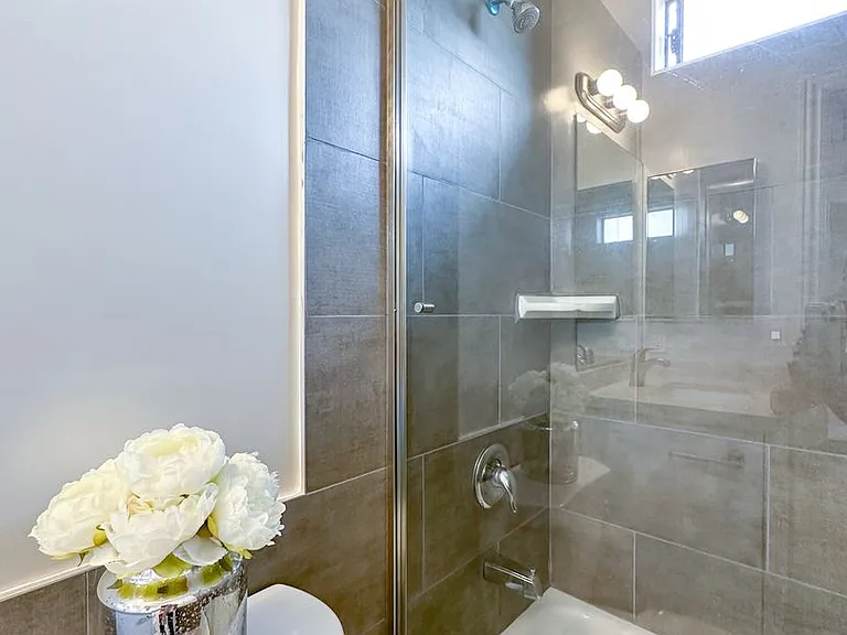 1009 S Benito Ave — Photo 14
