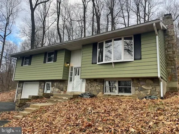 410 Church Lane Rd, Reading, PA 19606