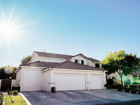 3rd image of 6325 Winterhawk Ct