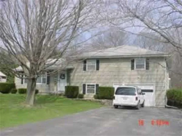 2256 Sheldon Dr photo 1