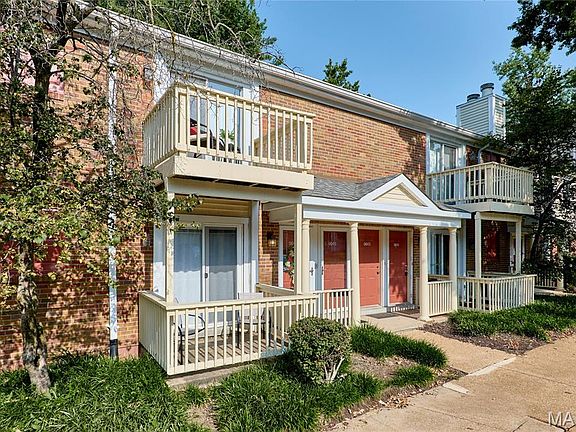 3rd image of 9045 N Swan Cir