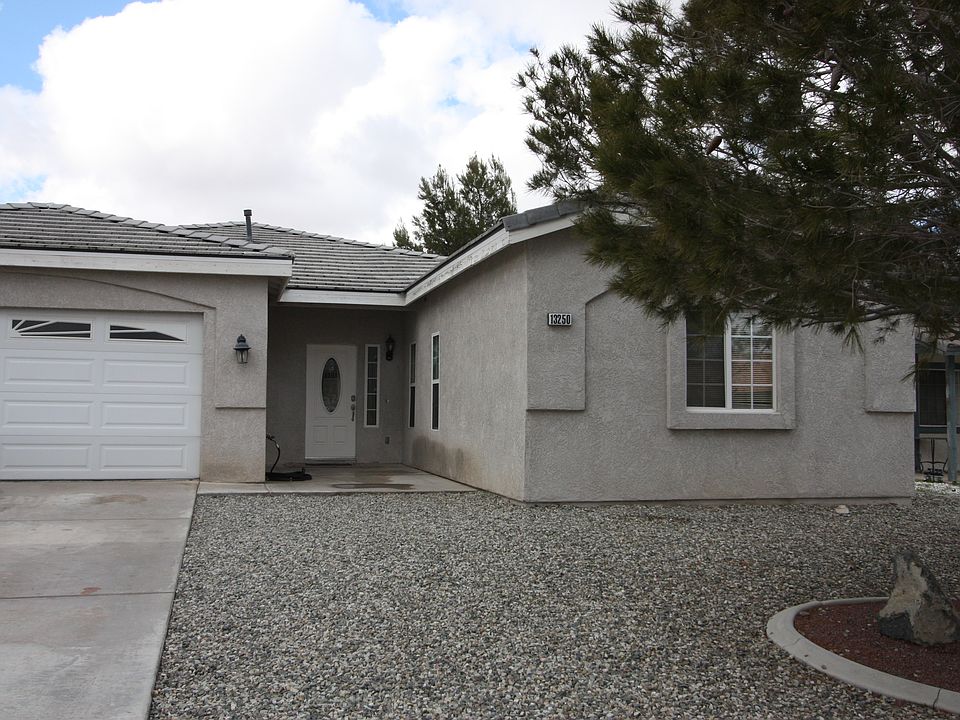 1st image of 13250 Riverview Dr