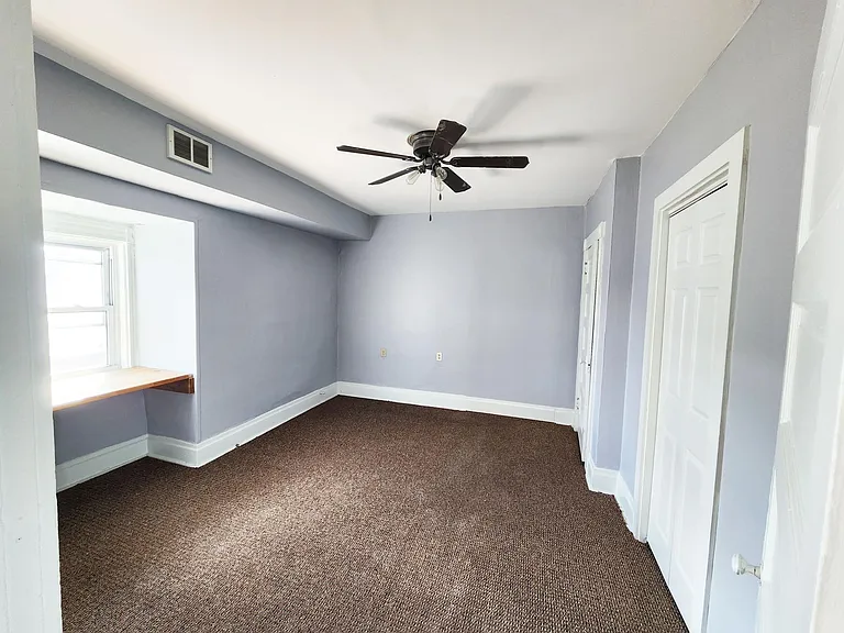 603 Greenfield Ave #5 — Photo 8
