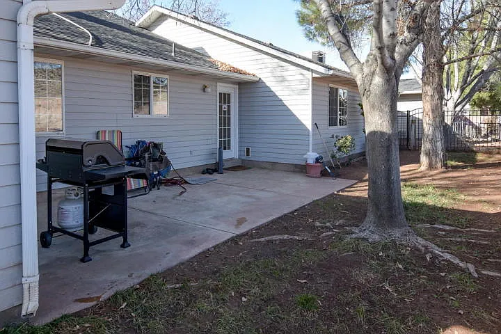 1015 S River Rd #44 — Photo 24