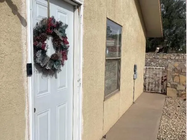 10643 Jetrock Dr, El Paso, TX 79935