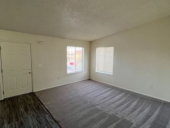 5th image of 3049 E Cicero St #201