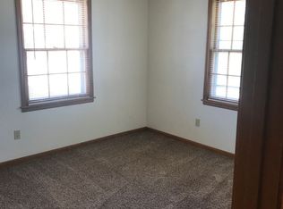 924 Louisiana St UNIT 3, Lawrence, KS 66044