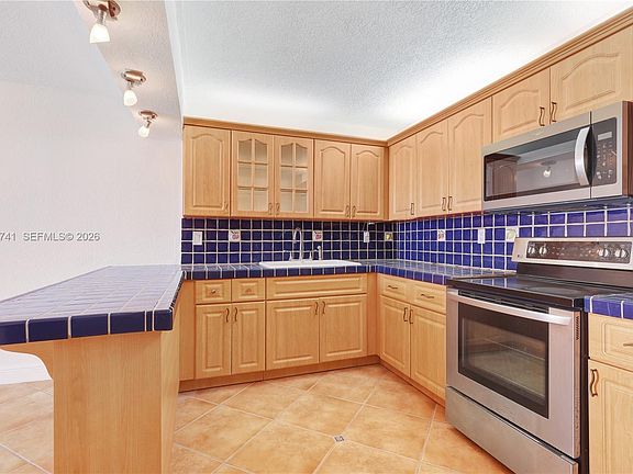 4th image of 6801 Indian Creek Dr APT 602