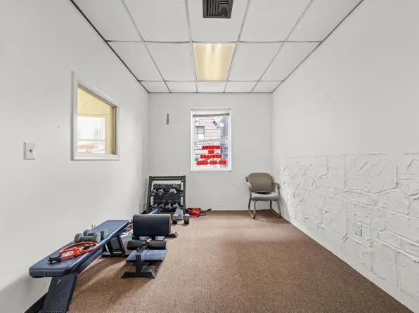 510 43rd Street image 25 of 32