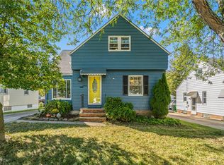 1218 Summit Dr, Mayfield Heights, OH 44124