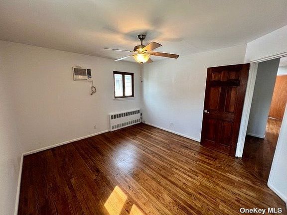 5th image of 155-52 Lahn St Floor 2