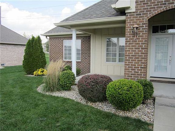 3rd image of 1281 Brookway Dr