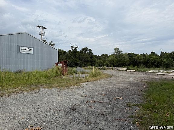 2nd image of 6236 Howard P Anderson Rd