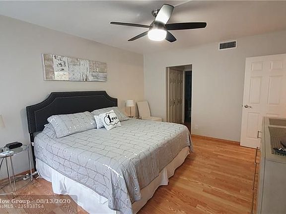 4th image of 3800 Galt Ocean Dr APT 603