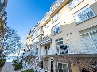 32 Stadium Rd #362, Toronto, ON M5V3P4