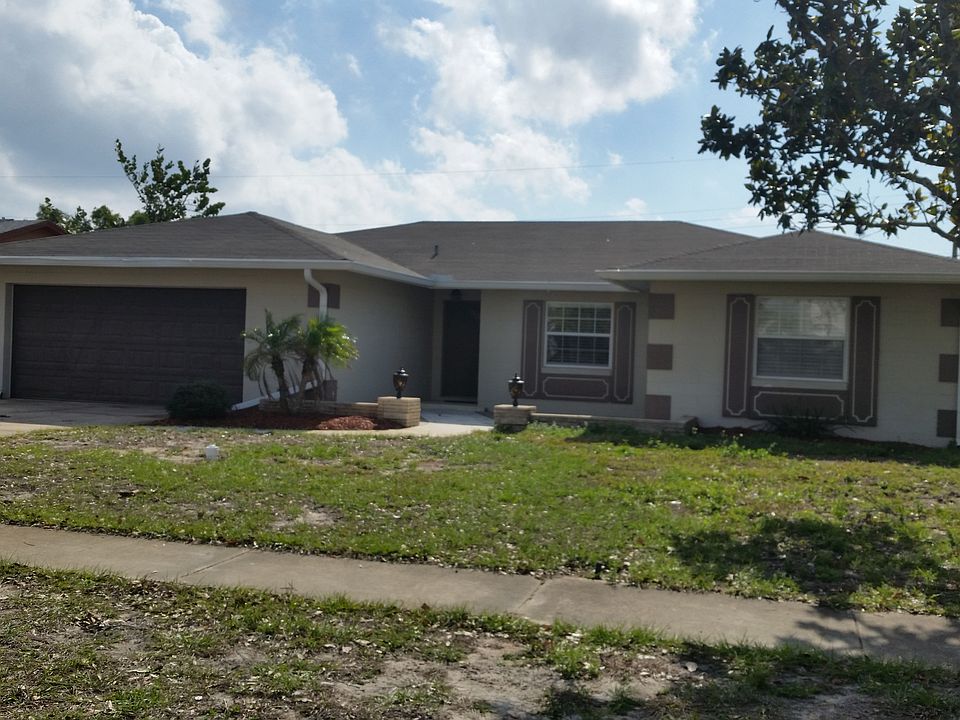 1st image of 1707 Country Club Dr