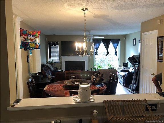 4th image of 5907 Moose Ln