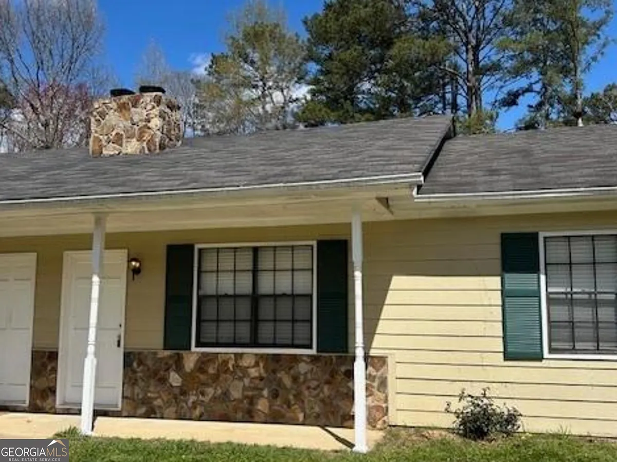 Building Photo - 260B Handley Ct
