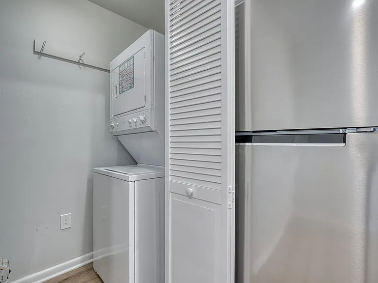 Washer/Dryer-in unit