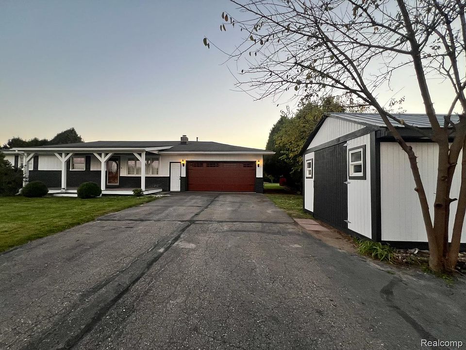 1st image of 9025 Hoffman Rd