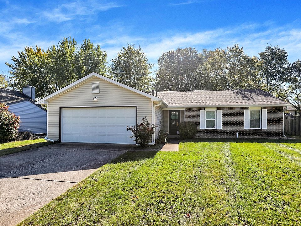 1st image of 3727 Pebble Creek Dr