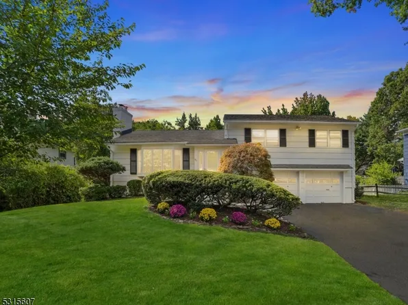 90 Alexander Ave, Montclair Twp., NJ 07043