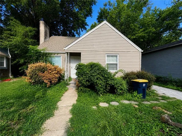 6721 Walrond Ave, Kansas City, MO 64132