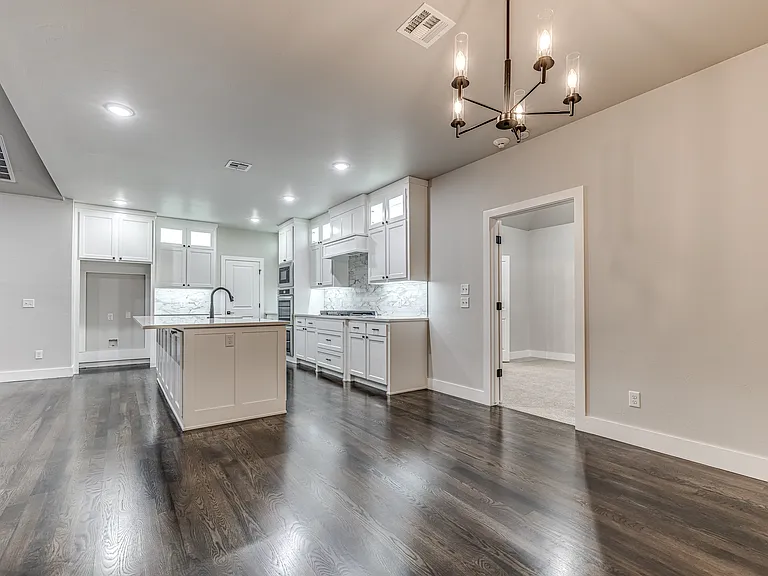 8225 Jenny Ln — Photo 43