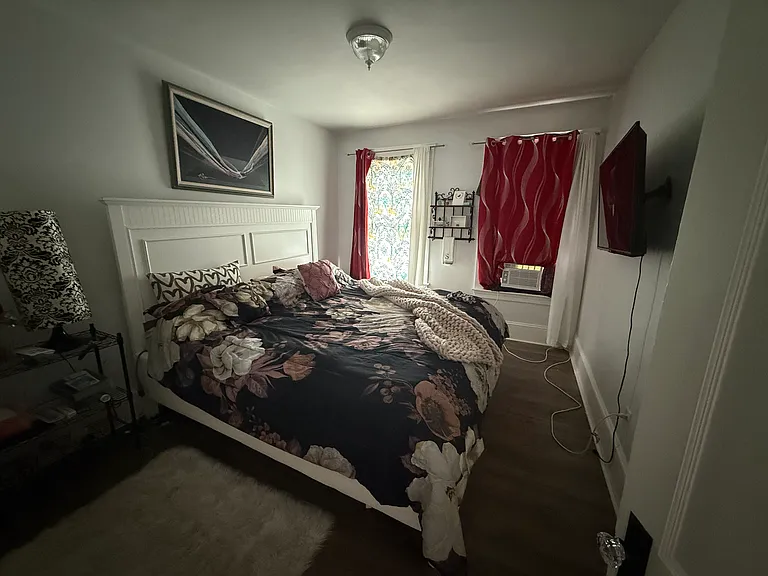 271 Coe St #3R — Photo 9