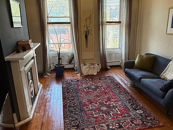 2nd image of 925 Park Ave APT 4R