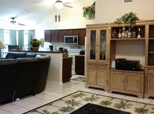 1826 Gallivan St NW, Palm Bay, FL 32907