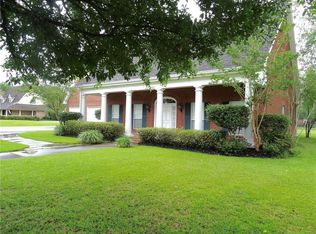 225 Congressman Ln, Lake Charles, LA 70611