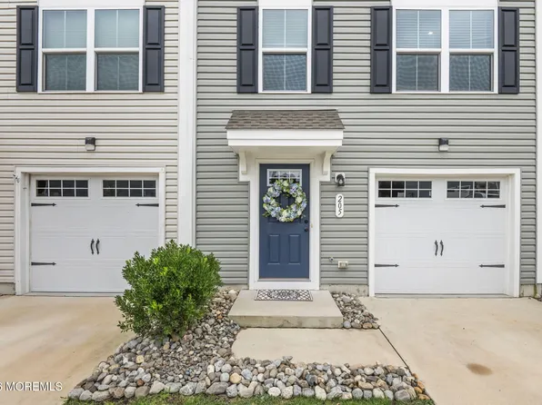 205 Cyprus Ct, Forked River, NJ