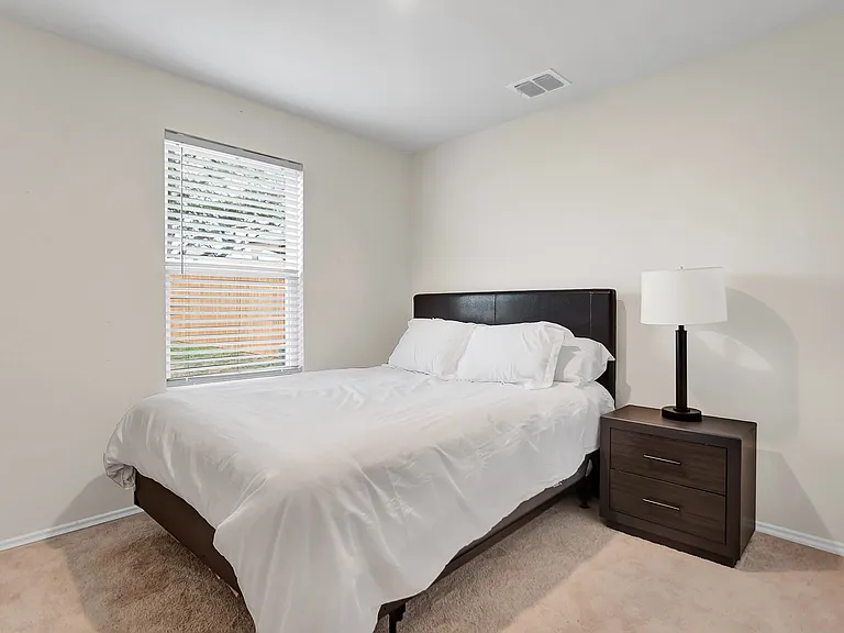 7360 Yucca Pl — Photo 8