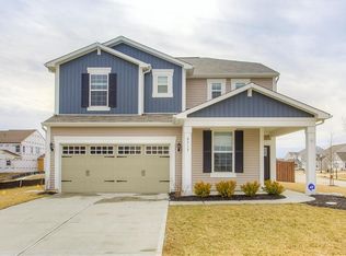 6717 Keepsake Dr, Whitestown, IN 46075